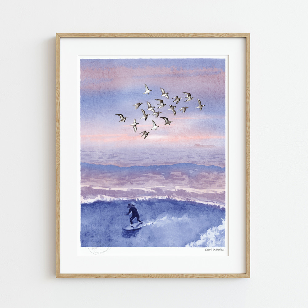 Surf coucher de soleil rose avec petits oiseaus marins